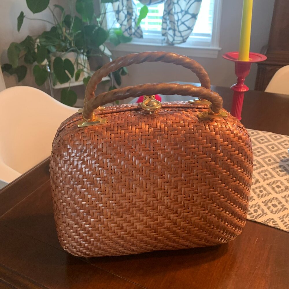 AWESOME VINTAGE KORET BASKET WEAVE BAG